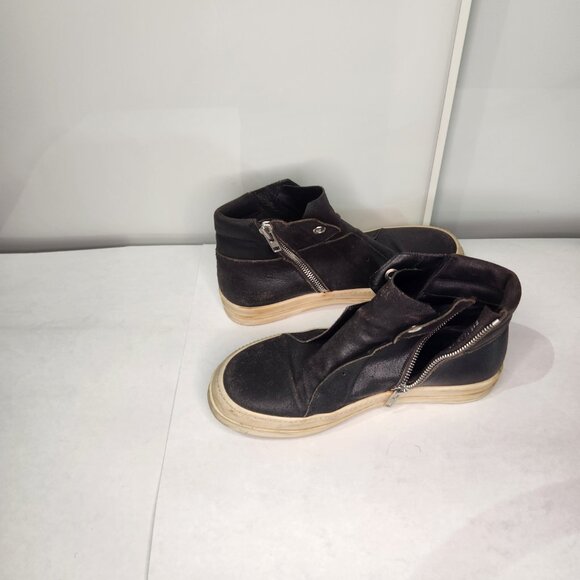 Rick Owen's High Tops - Picture 4 of 7